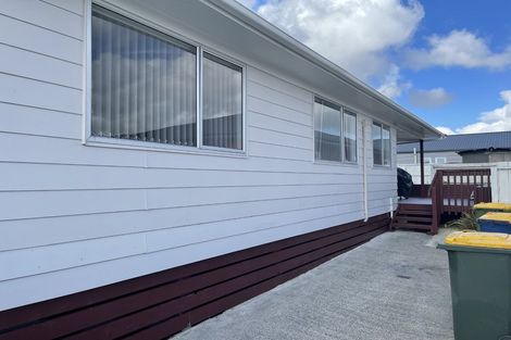 Photo of property in 23b Kelman Road, Kelston, Auckland, 0602