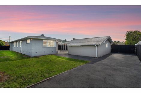 Photo of property in 90 Hargood Street, Woolston, Christchurch, 8062