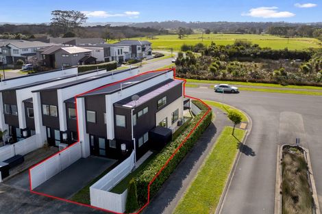 Photo of property in 18 Kopuru Road, Whenuapai, Auckland, 0618