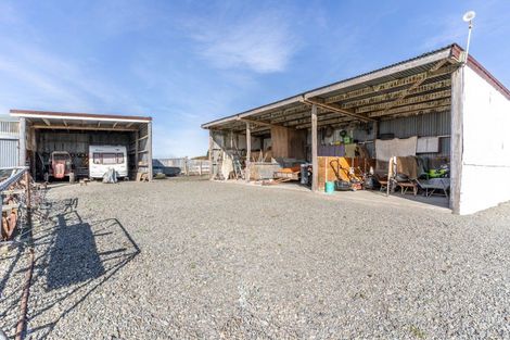 Photo of property in 128 Campbell Road, Winton, 9783