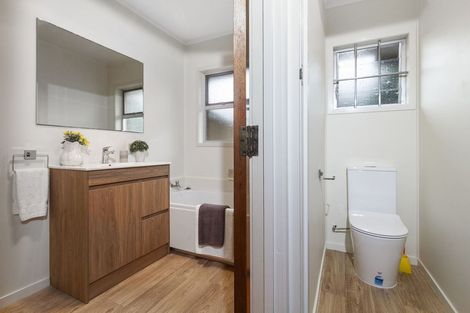 Photo of property in 3/55 Nile Road, Milford, Auckland, 0620