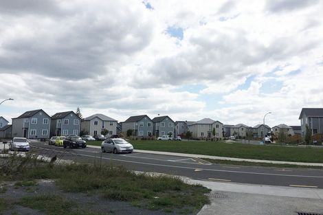 Photo of property in 29 Stitchbird Crescent, Papakura, 2110