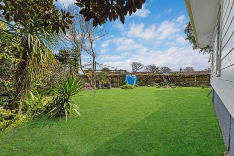 Photo of property in 5 Dulcie Place, Red Hill, Papakura, 2110
