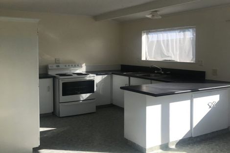 Photo of property in 3/21 Randwick Crescent, Moera, Lower Hutt, 5010