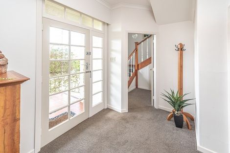 Photo of property in 3 Dickson Crescent, Saint Johns Hill, Whanganui, 4500