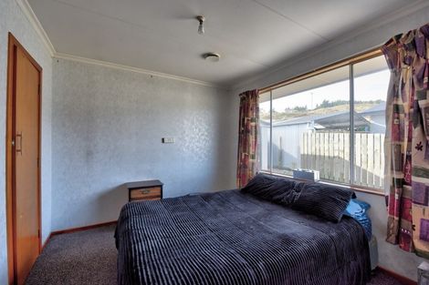 Photo of property in 77 Walker Crescent, East Gore, Gore, 9710