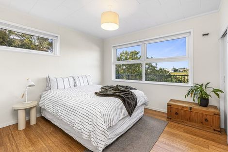 Photo of property in 56 Kia Ora Road, Beach Haven, Auckland, 0626
