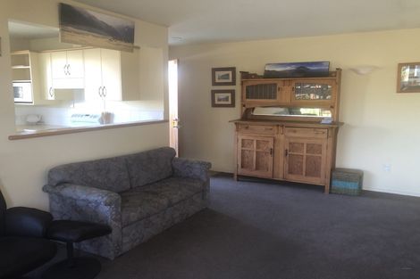 Photo of property in 2/1a Chalmers Street, Highfield, Timaru, 7910