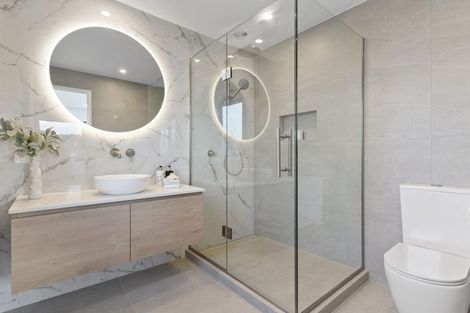 Photo of property in 10b Montrose Terrace, Mairangi Bay, Auckland, 0630