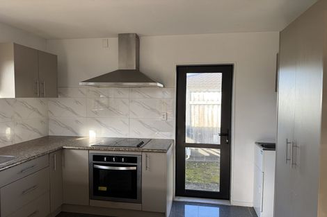 Photo of property in 26 Nile Road, Kelston, Auckland, 0602