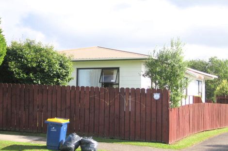 Photo of property in 1/57 Bruce Mclaren Road, Henderson, Auckland, 0612