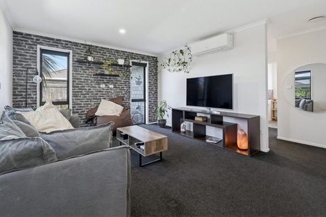 Photo of property in 15 Kanapa Close, Papamoa, 3118