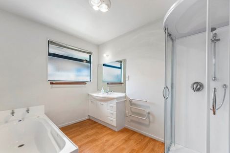 Photo of property in 3b Heather Place, Picton, 7220