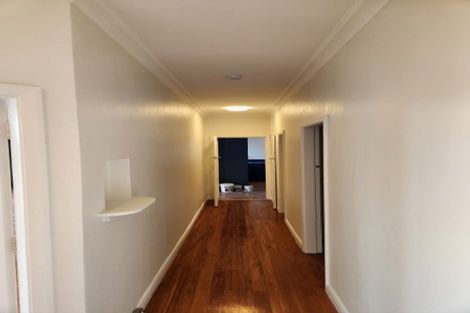 Photo of property in 19 David Crescent, Karori, Wellington, 6012