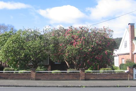 Photo of property in 4 Kamo Road, Regent, Whangarei, 0112