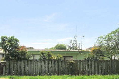 Photo of property in 1211 Papamoa Beach Road, Papamoa Beach, Papamoa, 3118