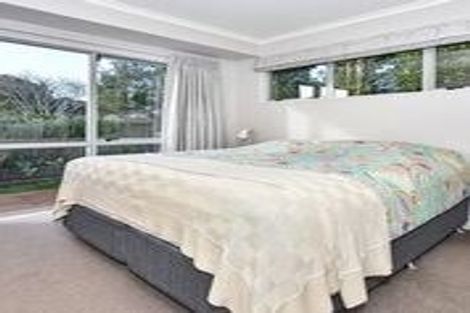 Photo of property in 9a Crispe Road, Clarks Beach, 2122