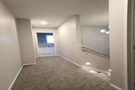 Photo of property in 13e Windermere Crescent, Blockhouse Bay, Auckland, 0600