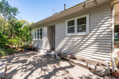 Photo of property in 11 Leveson Street, Strathmore Park, Wellington, 6022