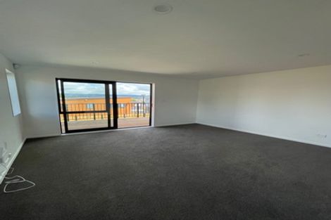 Photo of property in 26 Raupeti Lane, Henderson, Auckland, 0612