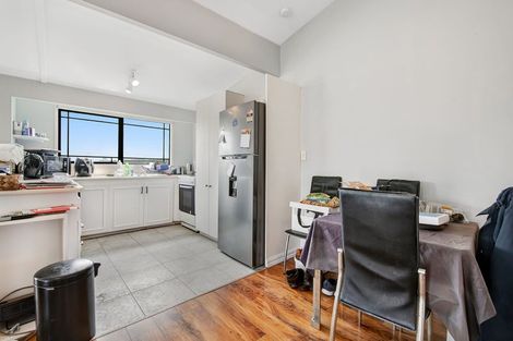 Photo of property in 31f Springs Road, Parakai, 0830