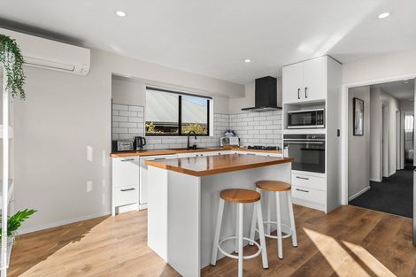 Photo of property in 83 Arcon Drive, Broomfield, Christchurch, 8042