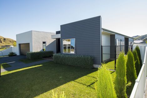 Photo of property in 6 Law Street, Wainui, Gisborne, 4010