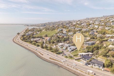 Photo of property in 1/42a Main Road, Mount Pleasant, Christchurch, 8081