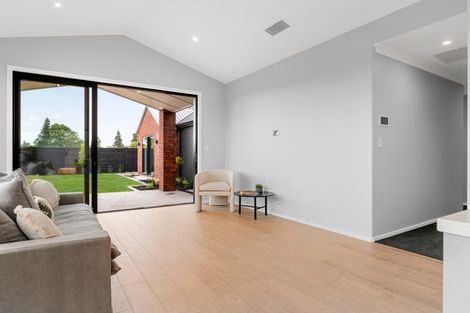 Photo of property in 52 Hugo Shaw Drive, Cambridge, 3434