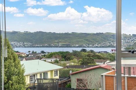 Photo of property in 6 Spey Place, Papakowhai, Porirua, 5024