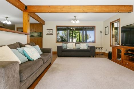 Photo of property in 6 Astelia Way, Waipahihi, Taupo, 3330