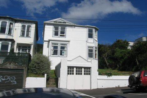 Photo of property in 9 Brougham Street, Mount Victoria, Wellington, 6011