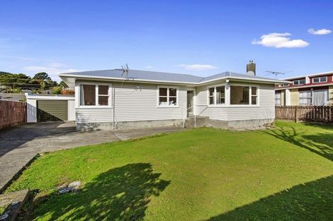 Photo of property in 22a Beauchamp Street, Tawa, Wellington, 5028