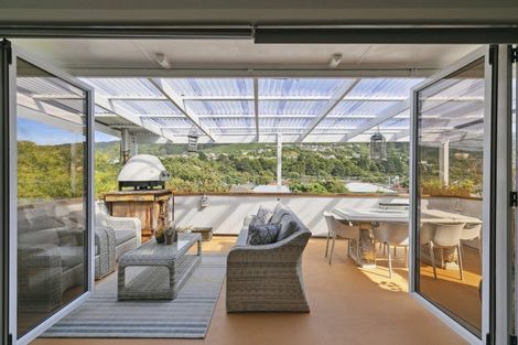 Photo of property in 21 Mclellan Street, Tawa, Wellington, 5028