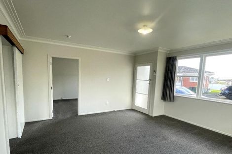 Photo of property in 1/42-44 Opaheke Road, Opaheke, Papakura, 2113