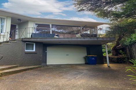 Photo of property in 44 Rimutaka Place, Titirangi, Auckland, 0604