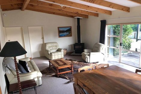 Photo of property in 19 Waiau Street, Manapouri, 9679