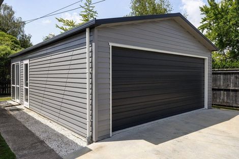 Photo of property in 30 Queen Street, Cambridge, 3434