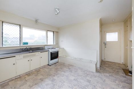 Photo of property in 18 Parata Street, Hokowhitu, Palmerston North, 4410
