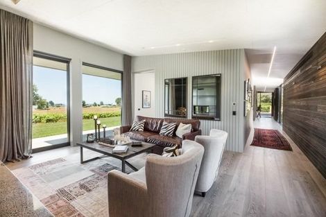 Photo of property in 25 Side Road, Haumoana, 4180