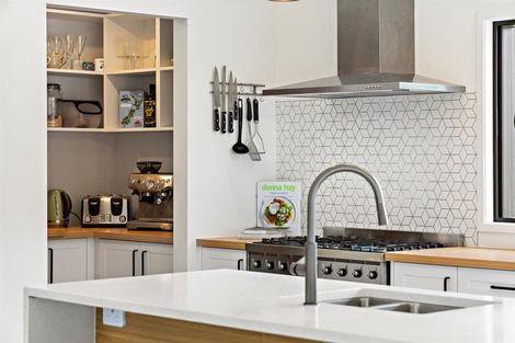 Photo of property in 114 Solan Drive, Waimauku, 0812