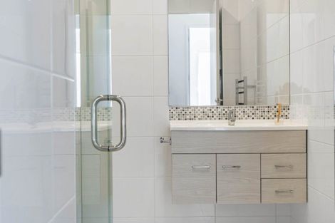 Photo of property in 18 Mapou Road, Hobsonville, Auckland, 0618