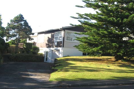 Photo of property in 98 Eban Avenue, Hillcrest, Auckland, 0627