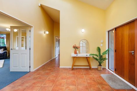 Photo of property in 25 Schnell Drive, Kelvin Grove, Palmerston North, 4414