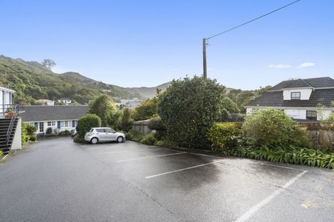 Photo of property in 300 Karori Road, Karori, Wellington, 6012