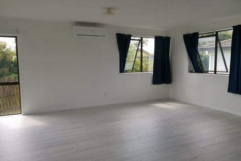 Photo of property in 1/20 Armada Drive, Ranui, Auckland, 0612