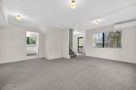 Photo of property in 23/24 Beswick Place, Birkdale, Auckland, 0626