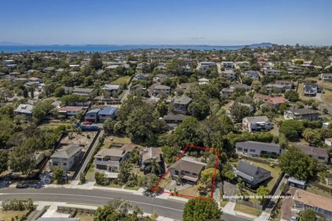 Photo of property in 93 Oaktree Avenue, Browns Bay, Auckland, 0630