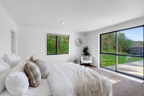 Photo of property in 18 Patatee Terrace, Baverstock, Hamilton, 3200