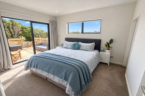 Photo of property in 38 Whakairo Crescent, Gulf Harbour, Whangaparaoa, 0930